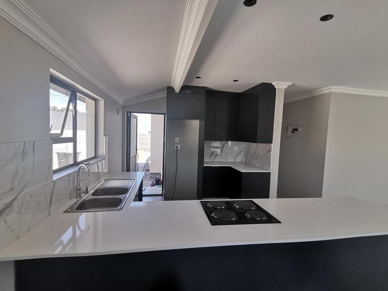 To Let 3 Bedroom Property for Rent in Townsend Estate Western Cape